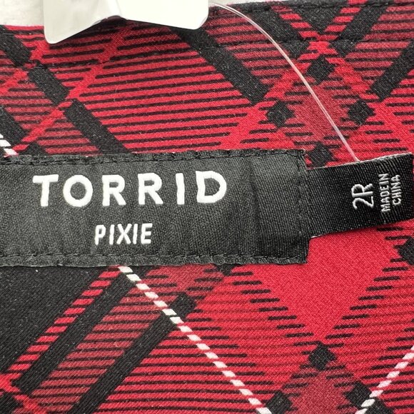 NEW Torrid Women's Plaid Pixie Pant Size 2R-2X Pull-on Red Black White Stretch - Picture 7 of 13